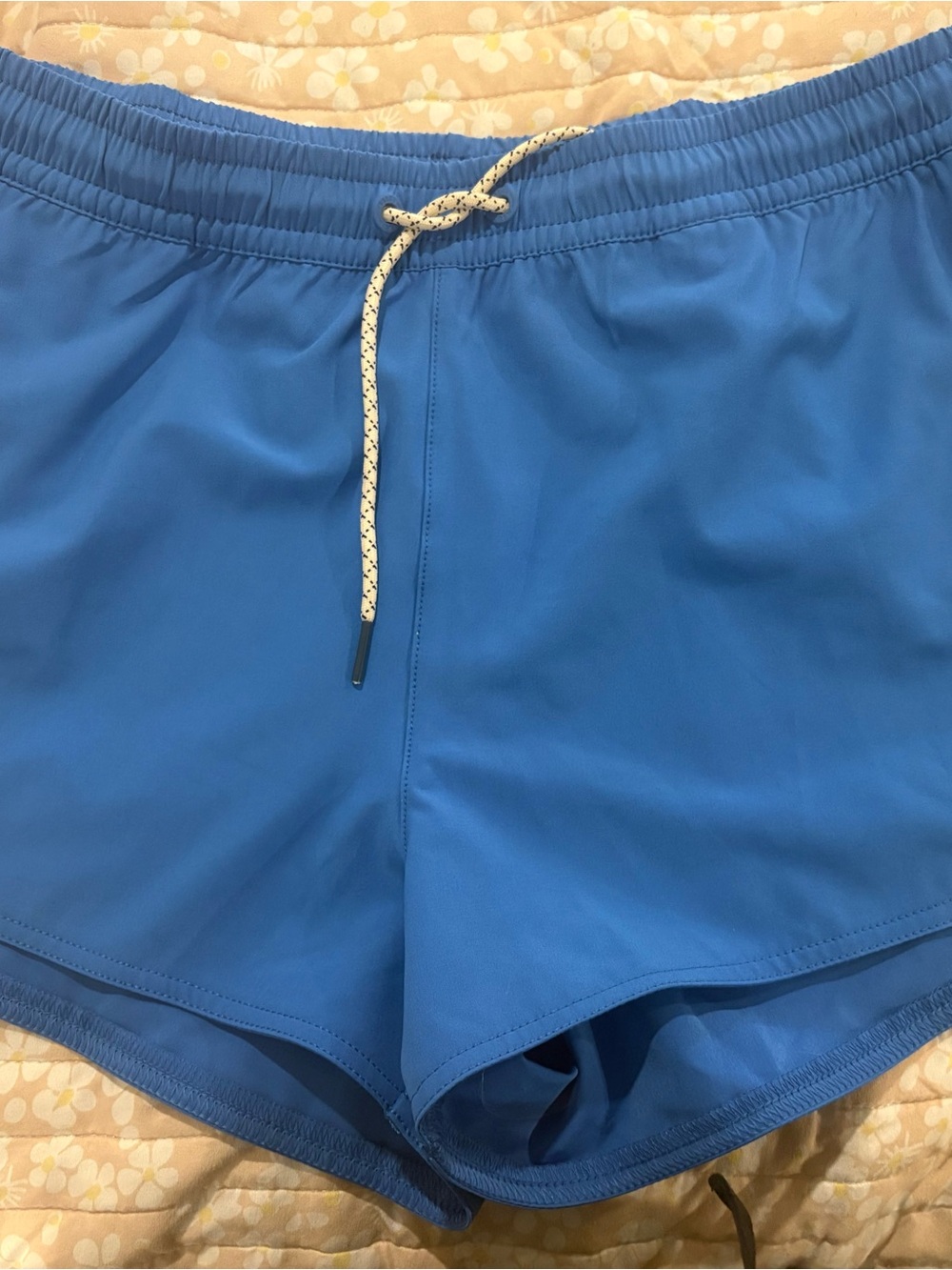 Salty Crew women’s Bright Blue active shorts